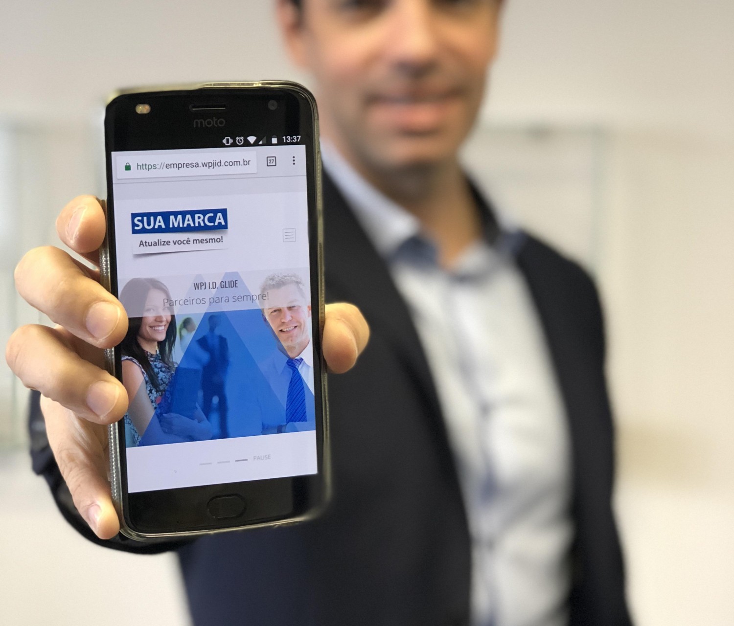 Crie você mesmo seu site.